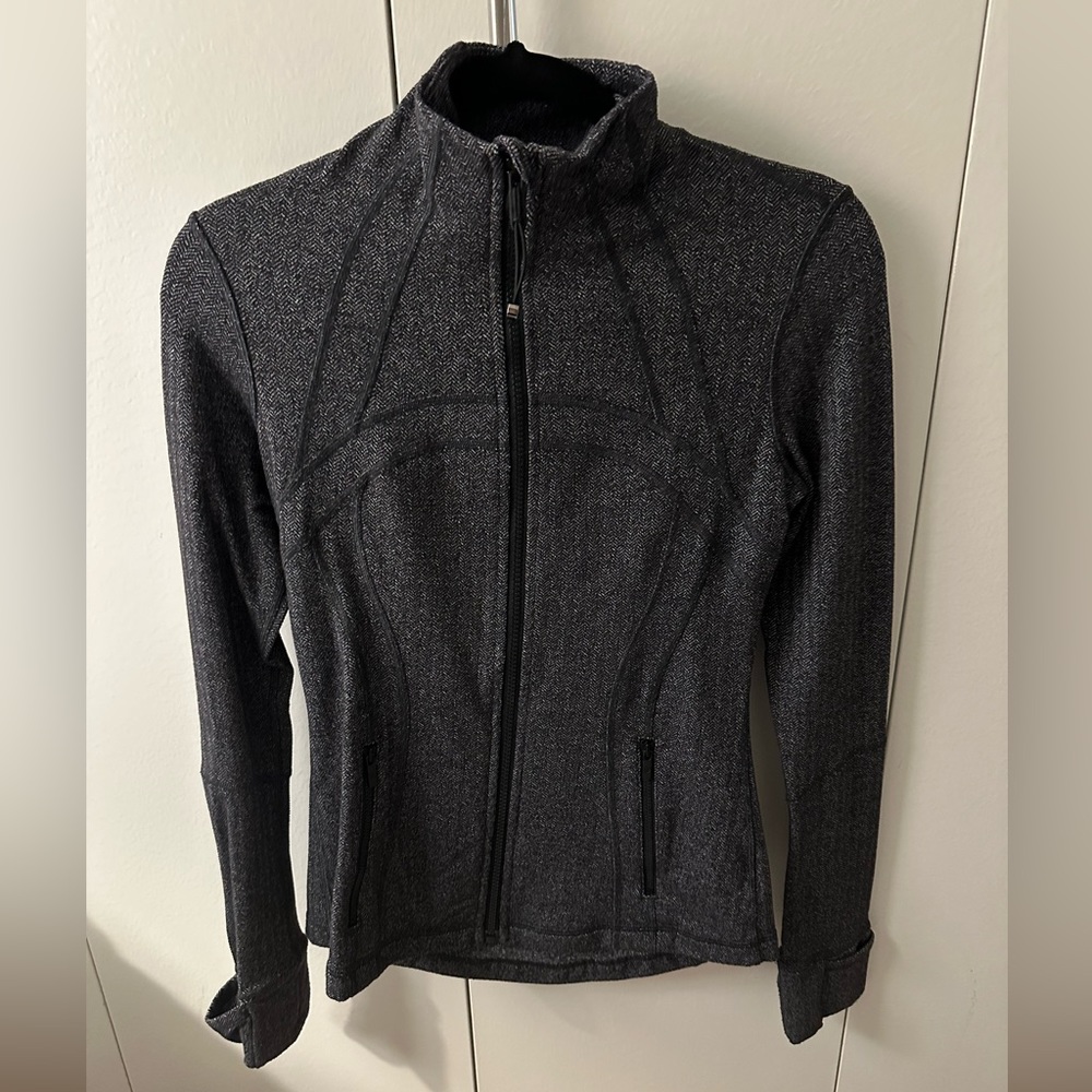 Lululemon Define Jacket size 6